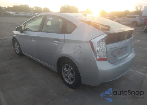 2010 Toyota Prius Iii z USA, uszkodzony, nr VIN JTDKN3DUXA0219252